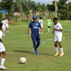 Bolívar Vera es entrenador de la categoría sub-13 y sub-14 del club Davie United, de Estados Unidos.