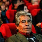 Fotografía del 2015 del minero Mario Gómez, durante el estreno de las película "Los 33".