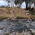 El río Yanuncay se mantiene en estiaje debido a que su caudal se mantiene en 1.17 metros cúbicos por segundo.