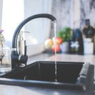 El flujo de agua se mantendrá durante los apagones.