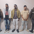 Presuntos delincuentes aprehendidos por la Policía Nacional.