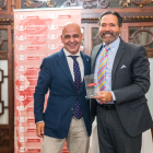 Carlos Ortega Maldonado, Canciller de la UEES, recibe en Sevilla el reconocimiento de Innovatec 2024.