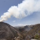 Cuatro personas han sido detenidas por los incendios en Quito. La Policía busca a dos sospechosos por el fuego en Guápulo.
