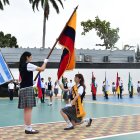 Cifra. Más de 49 mil estudiantes en la zona 8 participaron de este acto.