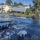 Vista de los daños dejados por el huracán Helene en Cedar Key, Florida, EE.UU., 27 de septiembre de 2024.
