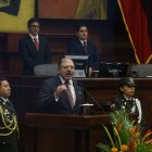 El expresidente de la Asamblea, Henry Kronfle, se despidió ante el Pleno.
