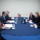 La diplomacia ecuatoriana se reunió con sus pares de Estados Unidos para tratar temas de ayudas a migrantes ecuatorianos que intentan llegar a ese país.