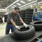 La industria cuencana teme tener que recurrir a despidos debido a los largos apagones.