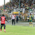Antonio Valencia dirigiendo a AV25 con el estadio de La Troncal a reventar.