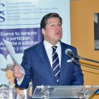 Luis Alberto Cabezas fue el primero en intervenir ante el pleno del CPCCS.