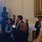 Álvaro Noboa recibió los aplausos de todos los asistentes.