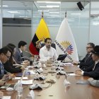 Jonathan Parra preside la mesa de Relaciones Internacionales