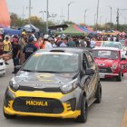 La válida por las fiestas de Guayaquil fue una fiesta del de los autos en parque samanes, una locura ver carros de todo el país.