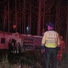 Entidades de socorro acudieron al sitio de la emergencia en Pedro Carbo, la noche de este domingo 13 de octubre.