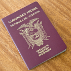 Así luce el pasaporte ecuatoriano.