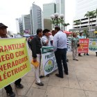 Plantón. Arroceros de asociaciones de Daule, Santa Lucía, Salitre y Samborondón se manifestaron en Guayaquil.
