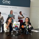 Carolina Orozco y María Eulalia SIlva de la Cámara de Minería del Ecuador.
