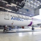 Nave. Uno de los aviones Airbus.