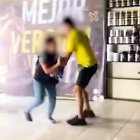 Operativo. La trabajadora de Arcsa fue agredida por un ciudadano.