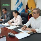 La ministra (e) Inés Manzano y el exministro Antonio Goncalves están entre los denunciados por la asambleísta Molina.