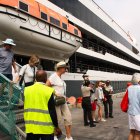 Nave. El crucero Ms World Explorer visitó Manta y Guayaquil.