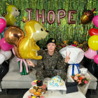 J- hope culminó el servicio militar después de 18 meses.