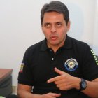El excomandante de la Policía y candidato a la Presidencia, Víctor Araus, asegura que no fue él quien eligió a Armando Flores como candidato.