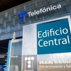 Empresa. Una de las centrales de Telefónica.