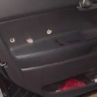 Los impactos de bala se registraron en la zona del conductos del vehículo.