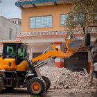 El edificio lucía inclinado, lo que generaba miedo de residentes, peatones y moradores.