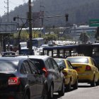 El Pico y Placa funciona de lunes a viernes en el Distrito Metropolitano de Quito. No está vigente los fines de semana o feriados.