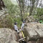 El Servicio de ambulacias de Nueva Gales del Sur del operativo de rescate de una mujer por la región Hunter Valley, al norte de Sídney (Australia).