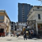 El edificio fue demolido y ahora se están realizando labores de reasfaltado en la zona.