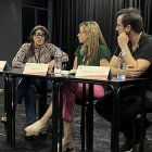 Acto. Escritores y estudiantes hablaron de las obras.