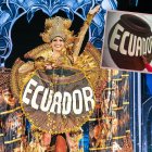 María José Vera durante el desfile del traje típico.