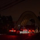 Apagones. Debido a los cortes de luz, varias urbanizaciones mantienen las agujas en las garitas abiertas y los cercos eléctricos permanecen inoperativos, generando preocupación en la ciudadanía.