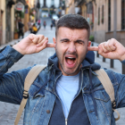 El ruido continuo generado por estos equipos representa un desafío para la salud.