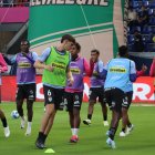 Los equipos ecuatorianos actualmente son organizaciones sin fines de lucro, en las que los socios son quienes toman las decisiones.