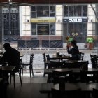 Restaurante. Los cortes de energía eléctrica han bajado las ventas.