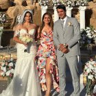 Gabriela Pazmiño con los esposos.