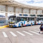 En el Trolebús y Ecovía hay 48 rutas alimentadoras que cubren el extremo sur y norte de la ciudad.