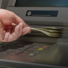 Pese al feriado decretado por el presidente Daniel Noboa, los servicios esenciales deben mantenerse en horarios de atención regular.