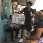 Panorama. La consternación y el dolor son palpables entre varios moradores del suroeste de Guayaquil.
