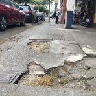 Daños. Las veredas lucen llenas de huecos. Se pide pronta intervención.
