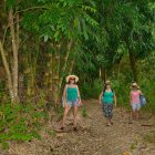 Turismo. El lugar es frecuentado por turistas nacionales y extranjeros.