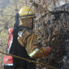El cuerpo sin vida quedo en medio de la vegetación quemada.