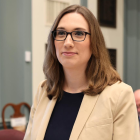 Sarah McBride fue electa en su estado Delware, por el partido demócrata.