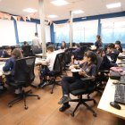 Actividades. Varios estudiantes asisten a una jornada de clases en el María de Guadalupe en un día reciente.