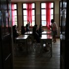 Estudiantes de la Unidad Educativa Manuela Cañizares en Quito.