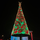 Encendido del árbol de Navidad en Policentro.